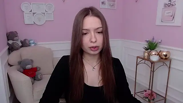 LucySkilar online show from November 13, 10:36 am