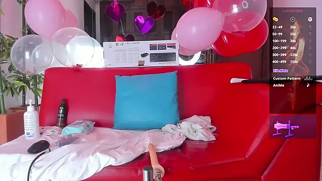 Maximo   online show from February 13, 10:43 pm