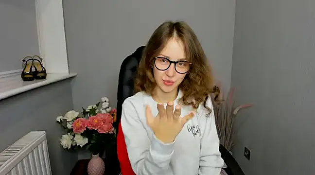 AfinaCutie online show from December 1, 4:40 pm