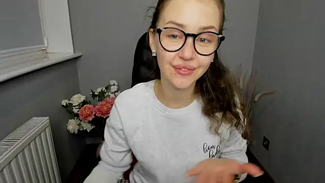 AfinaCutie online show from December 10, 1:33 pm