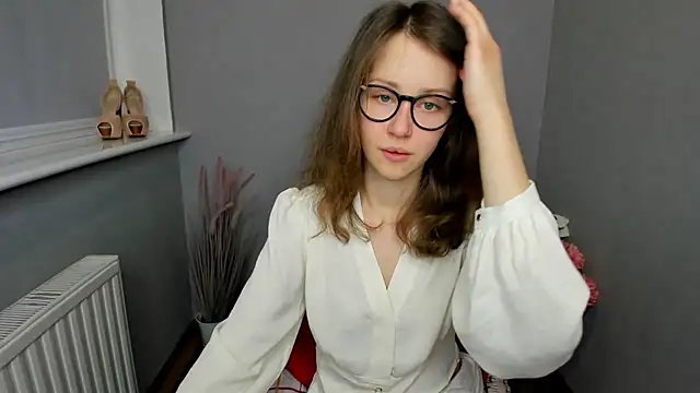 AfinaCutie online show from March 19, 1:40 pm