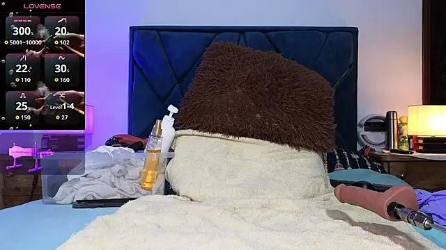 antonellagold43 online show from December 2, 6:19 am