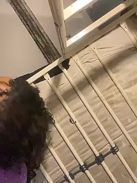 tamarabigass1 online show from March 2, 10:45 am