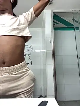 tamarabigass1 online show from September 9, 2:44 am