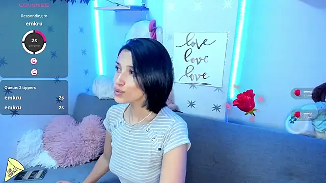 Snapshot of MeganLord chatting on December 12, 7:04 pm MeganLord online show from December 12, 7:04 pm