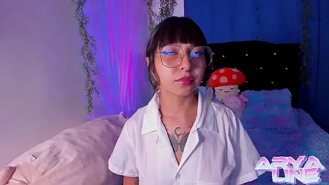 arysUwU online show from January 12, 1:42 am