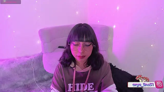 arysUwU online show from February 7, 2:48 am