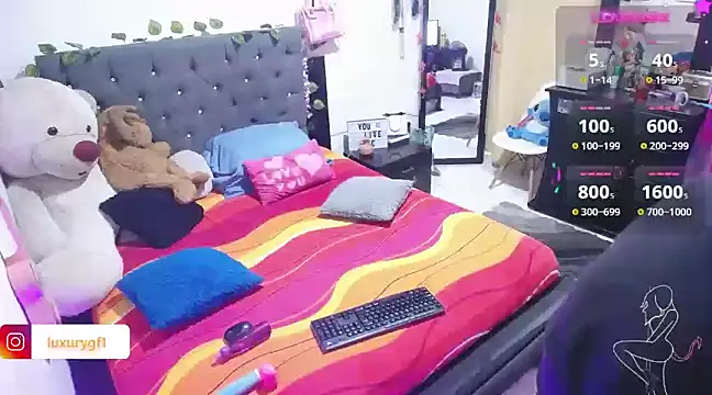 Pocahontaslovex online show from December 18, 11:08 pm