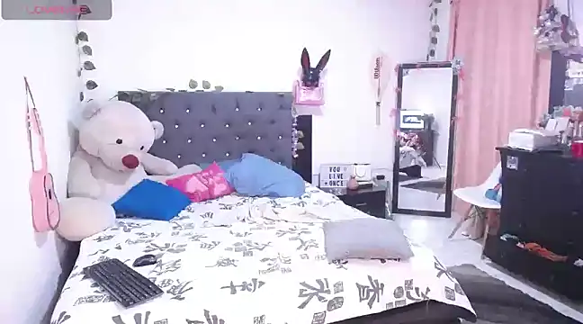 Pocahontaslovex online show from January 19, 4:36 pm