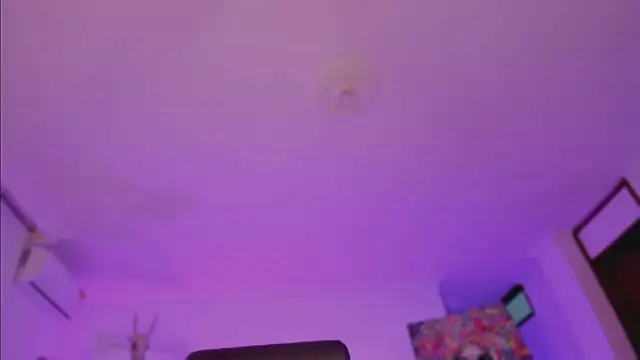 Taylor  foxxx online show from January 15, 4:15 am