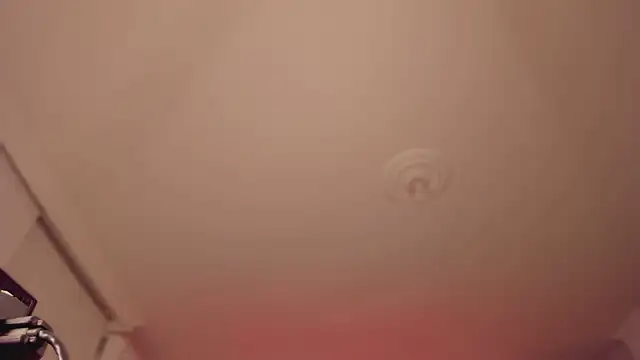 Taylor  foxxx online show from February 8, 7:15 am