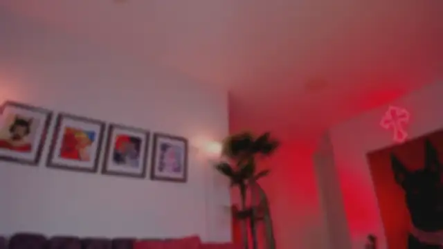 Snapshot of Taylor__foxxx chatting on April 24, 6:27 am Taylor foxxx online show from April 24, 6:27 am