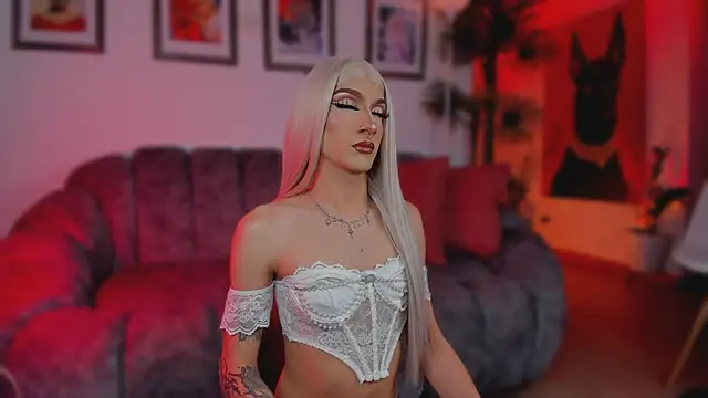 Snapshot of Taylor__foxxx chatting on June 13, 6:22 am Taylor foxxx online show from June 13, 6:22 am