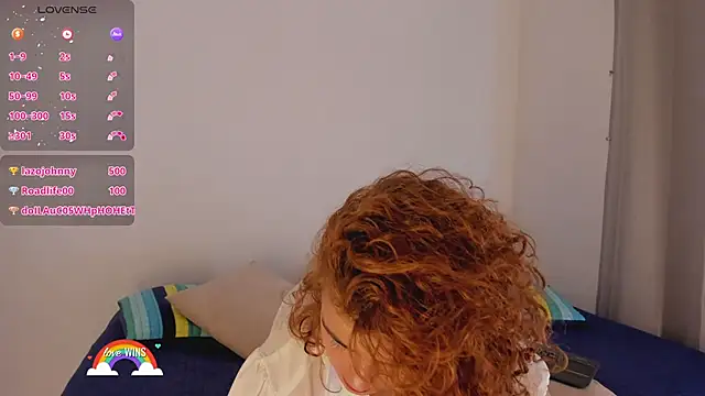 Snapshot of Emmysux chatting on March 8, 1:06 am Emmysux online show from March 8, 1:06 am