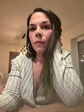 Lady Knaller online show from March 28, 8:30 pm