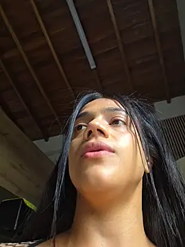 Snapshot of Deisy_Torres chatting on May 8, 8:03 pm Deisy Torres online show from May 8, 8:03 pm