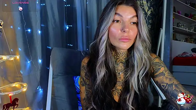 tattooedBabyy online show from December 5, 9:18 am