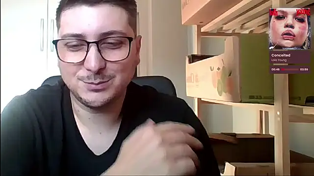 Snapshot of ShiitakeBR chatting on September 10, 7:03 pm ShiitakeBR online show from September 10, 7:03 pm