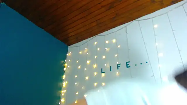 camila delarosa online show from December 29, 12:12 pm