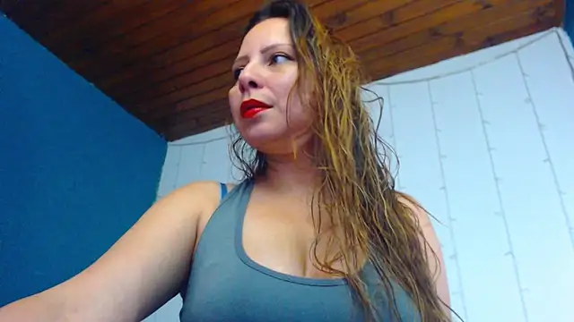 camila delarosa online show from February 6, 12:59 pm