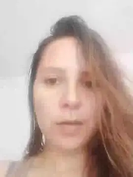 camila delarosa online show from February 12, 4:00 pm