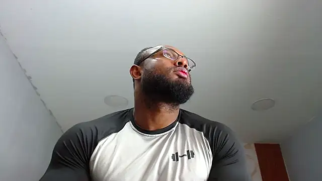 Snapshot of George_Dominator chatting on February 26, 7:16 pm George Dominator online show from February 26, 7:16 pm