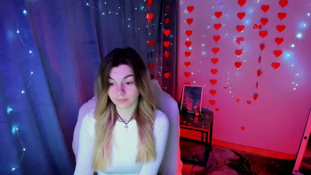 Sweet me  online show from March 23, 6:39 am