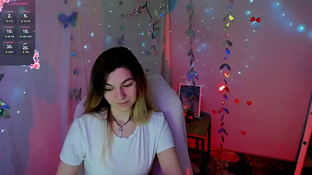 Snapshot of Sweet_me_ chatting on April 24, 5:43 am Sweet me online show from April 24, 5:43 am