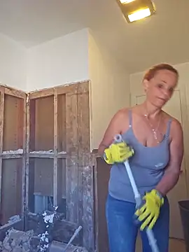 Snapshot of Dixiefaye_Pika chatting on March 2, 6:08 pm Dixiefaye Pika online show from March 2, 6:08 pm