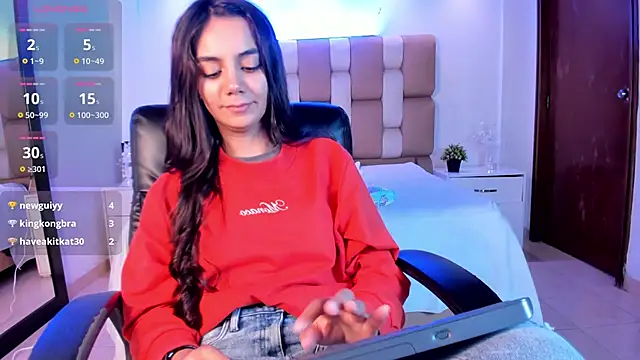 martina mancini online show from March 17, 2:56 pm