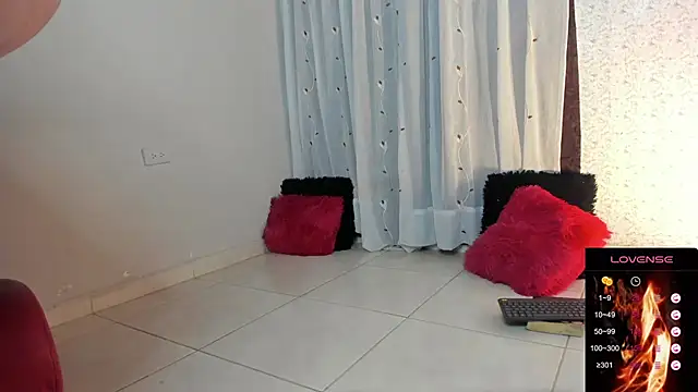 Snapshot of katherina_diaz chatting on January 24, 4:59 am katherina diaz online show from January 24, 4:59 am