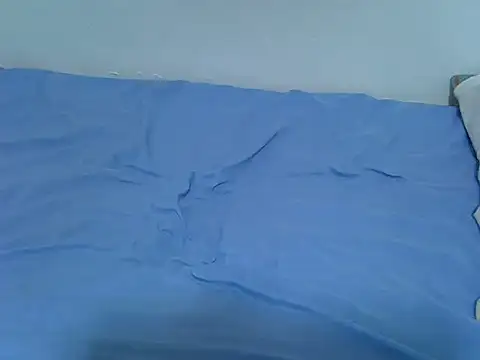 Snapshot of drowllie chatting on October 24, 4:03 pm drowllie online show from October 24, 4:03 pm