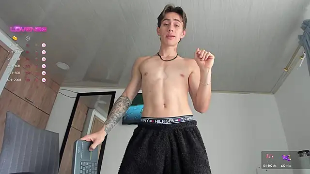 Snapshot of manucute_23_ chatting on February 23, 2:46 pm manucute 23 online show from February 23, 2:46 pm