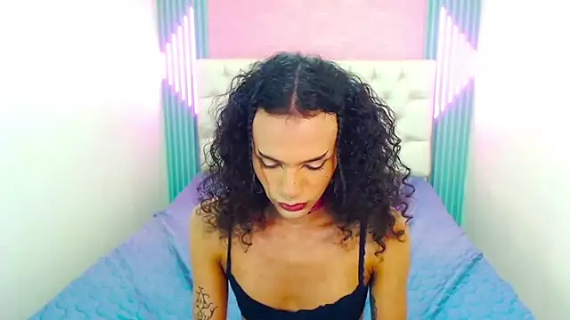 Foxy Ella  online show from October 28, 3:36 pm