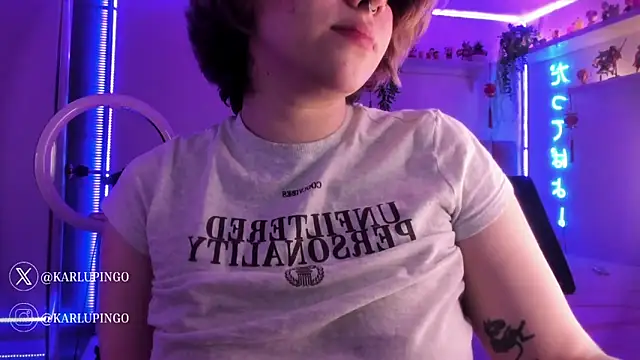 albaismynameX online show from February 11, 3:08 pm