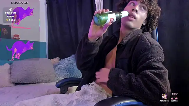 kleo helenos online show from March 1, 12:23 am