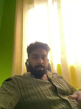 Handsomehunk 4U online show from December 18, 9:58 am