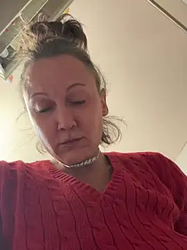 SexyB214 online show from January 2, 4:52 am