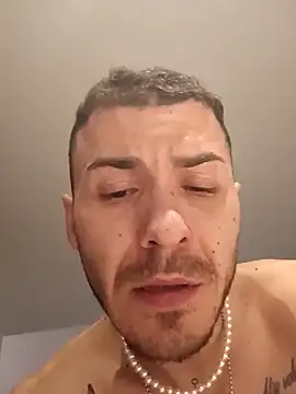 Snapshot of BenDover313OF chatting on February 21, 3:45 am BenDover313OF online show from February 21, 3:45 am