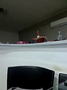 Milf Abigail online show from February 27, 2:42 am