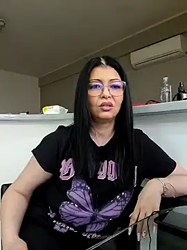 Milf Abigail online show from March 23, 5:32 am