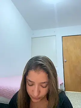 Alicia ALICIA online show from March 22, 6:33 pm