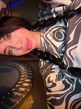 ORLA86 online show from December 22, 2:25 pm