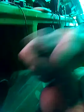 Snapshot of AlanDickson chatting on February 4, 9:59 am AlanDickson online show from February 4, 9:59 am