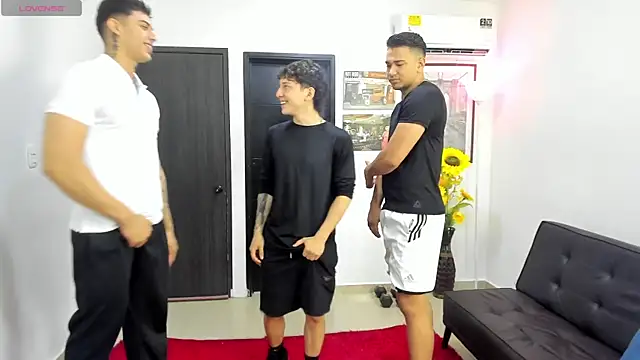 badguyss bisex online show from March 22, 11:35 am