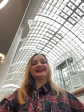 Snapshot of LadyTatiana_Madam chatting on March 1, 2:52 pm LadyTatiana Madam online show from March 1, 2:52 pm
