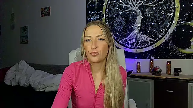 SexxyLiviaa online show from October 28, 12:36 am