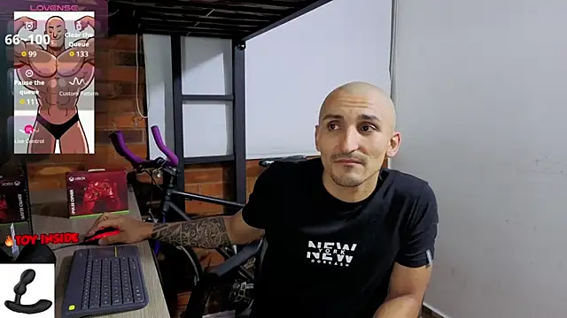 Marck Muscle online show from April 17, 2:25 am