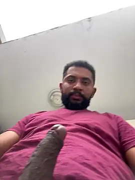 Snapshot of MiddlingAffluent chatting on March 31, 5:57 pm MiddlingAffluent online show from March 31, 5:57 pm