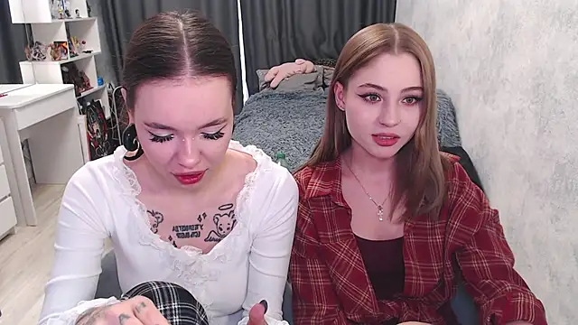 Snapshot of Tessa_Walker chatting on September 19, 9:54 am Tessa Walker online show from September 19, 9:54 am